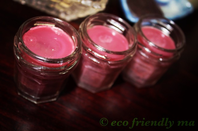 All-natural organic super-moisturizing tinted lip balm plum royale